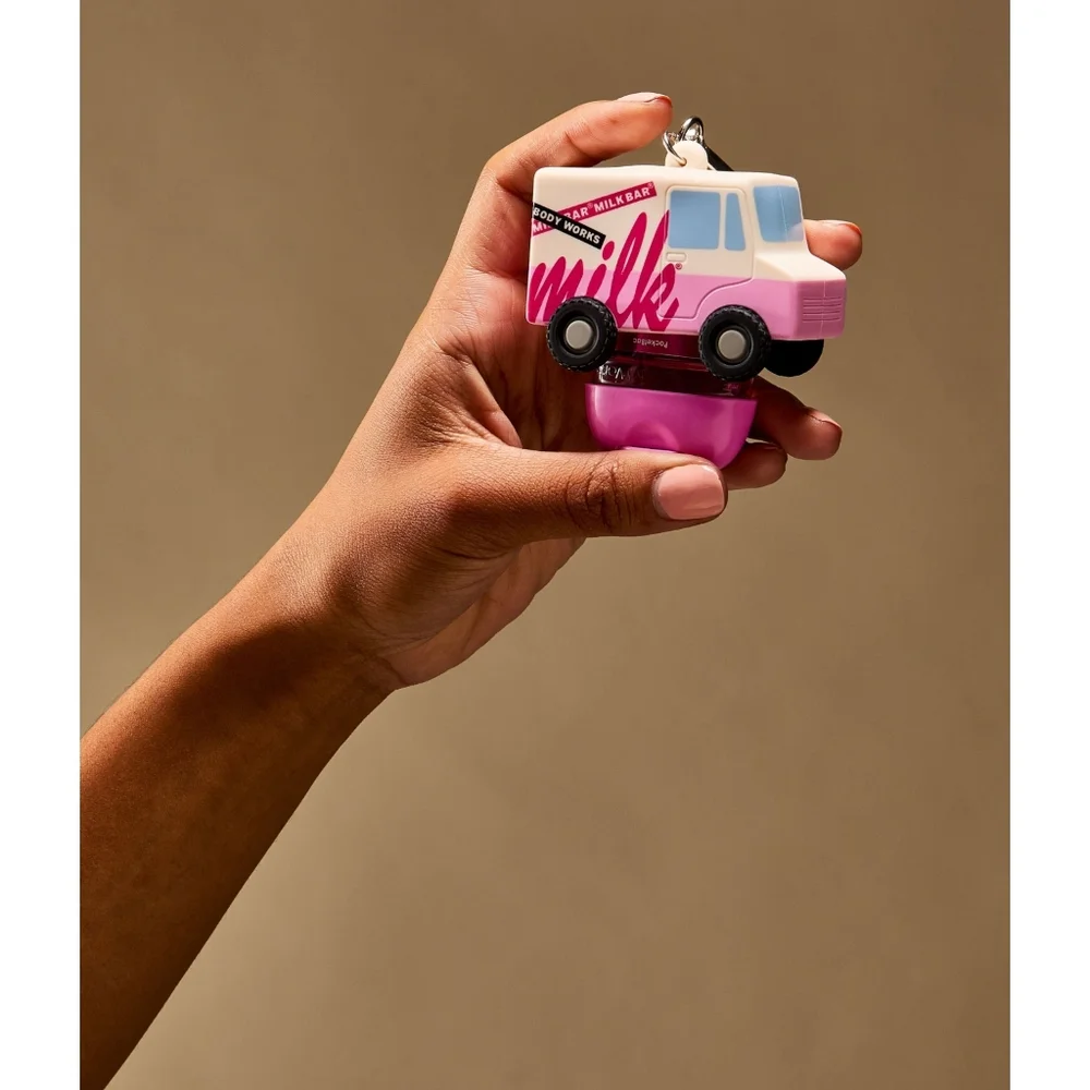Bath & Body Works Milk Bar Truck Pocketbac Hand Sanitizer Holder New RARE